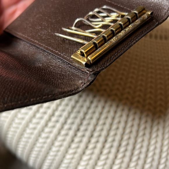 Louis Vuitton Damier Ebene Key Wallet - Picture 10 of 11